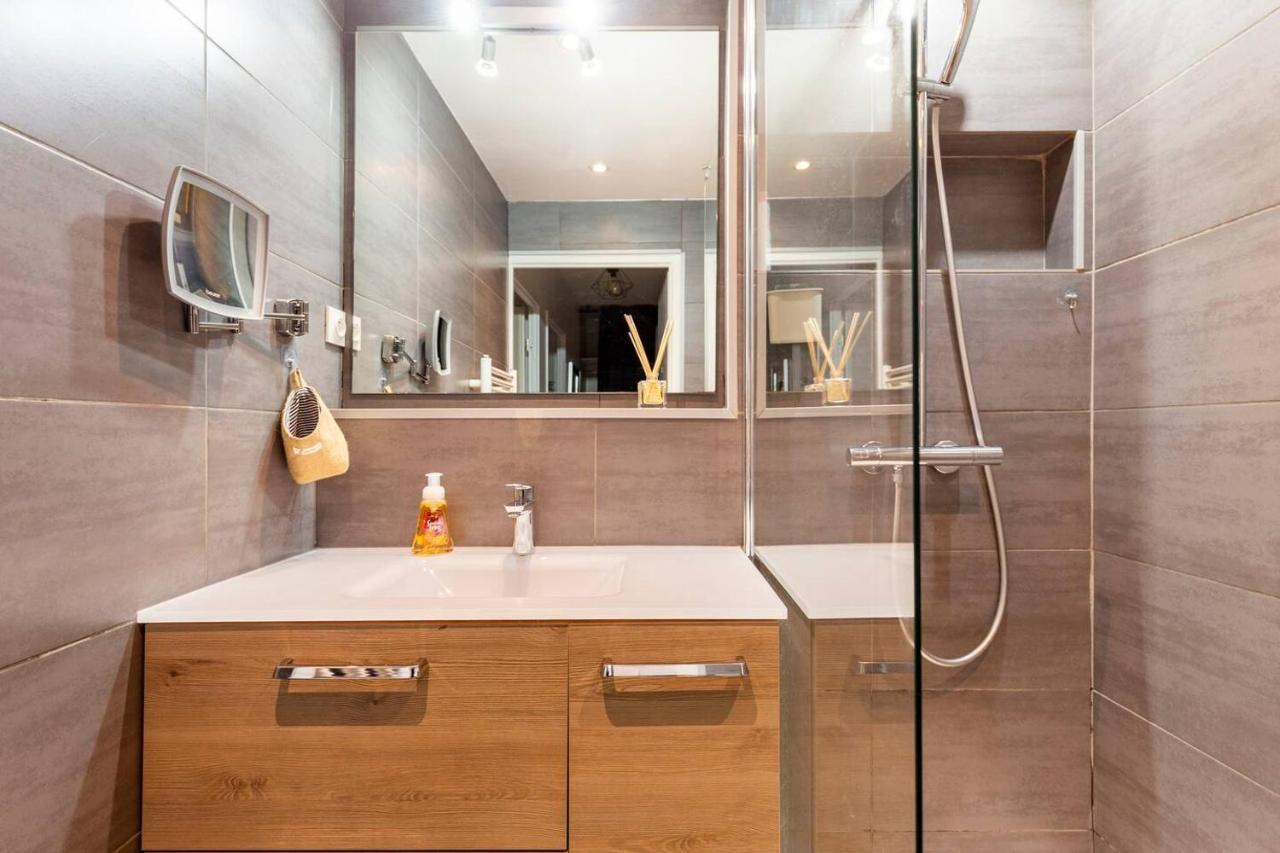 Happy Shelter Apartment บุสซี-แซ็ง-ฌอร์ฌ ภายนอก รูปภาพ